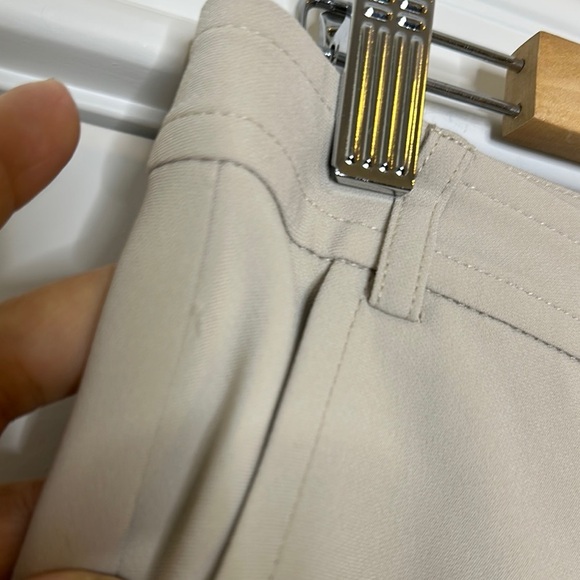St. John Crepe Elegant Tan Ankle Straight-Leg Pants Sz8 - Picture 5 of 8